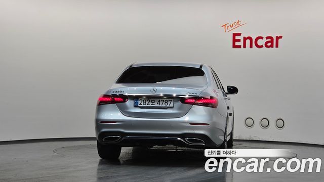 Mercedes-Benz E-Class из Кореи Encar