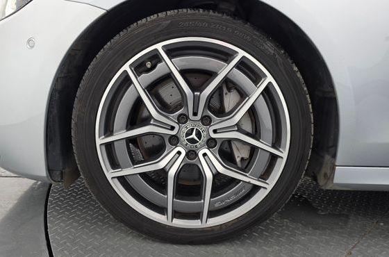 Mercedes-Benz E-Class E220d 4MATIC AMG Line — пробег 75 713 км — фото 5 из 5