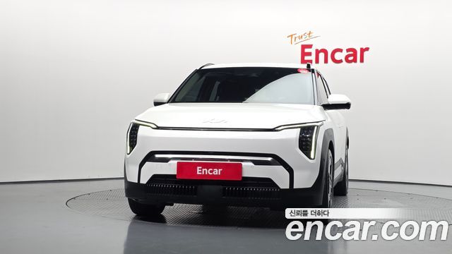 Kia EV3 из Кореи Encar