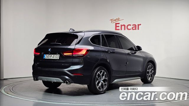 BMW X1 xDrive 18d xLine — пробег 159 587 км — фото 2 из 5
