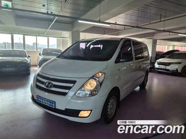 Hyundai Starex 5-Seater VAN Smart Stardard — пробег 127 249 км — фото 1 из 5