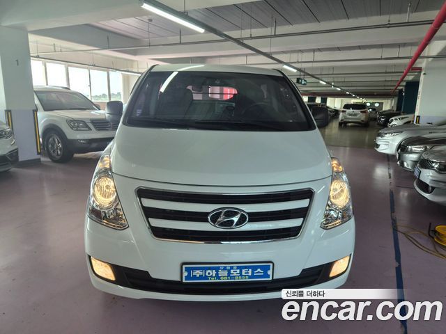 Hyundai Starex 5-Seater VAN Smart Stardard — пробег 127 249 км — фото 3 из 5