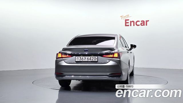 Lexus ES из Кореи Encar