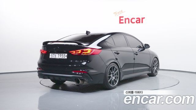Hyundai AVANTE из Кореи Encar