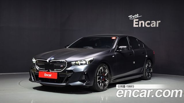 BMW i5 M60 xDrive — пробег 9 601 км — фото 1 из 5