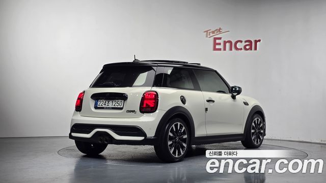 Mini Cooper Classic Third Generation — пробег 78 477 км — фото 2 из 5
