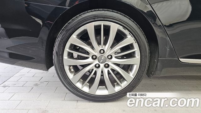 Hyundai Genesis из Кореи Encar