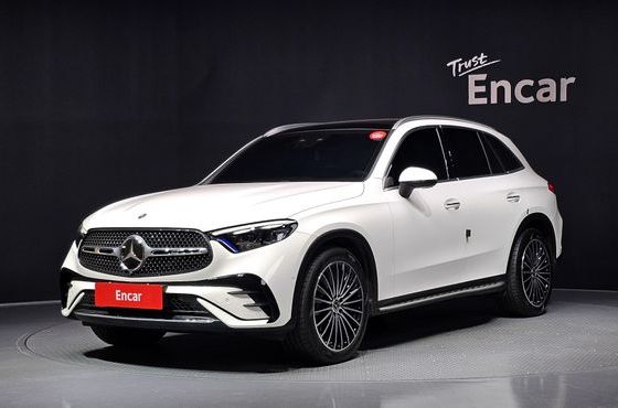 Mercedes-Benz GLC-Class GLC300 4MATIC AMG Line — пробег 25 893 км — фото 1 из 5