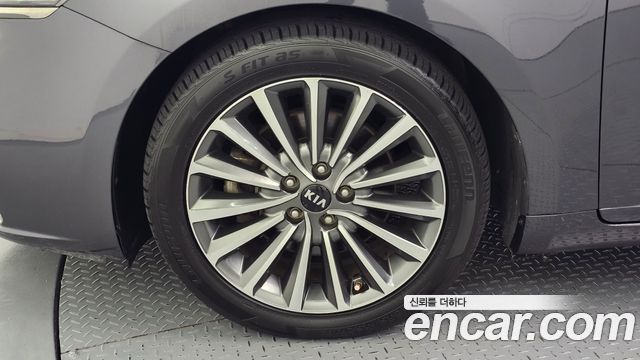 Kia K7 из Кореи Encar