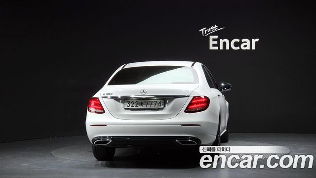 Mercedes-Benz E-Class E250 Avantgarde — пробег 124 723 км — фото 4 из 5