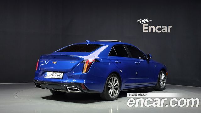 Cadillac CT4 2.0 Sport — пробег 36 949 км — фото 2 из 5