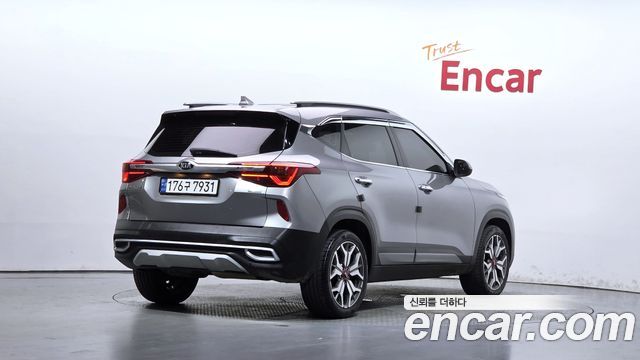 Kia Seltos из Кореи Encar