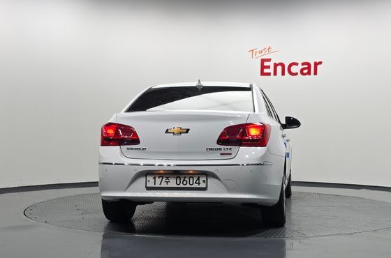 Chevrolet (Daewoo) Cruze 1.4 Turbo LTZ — пробег 145 228 км — фото 4 из 5