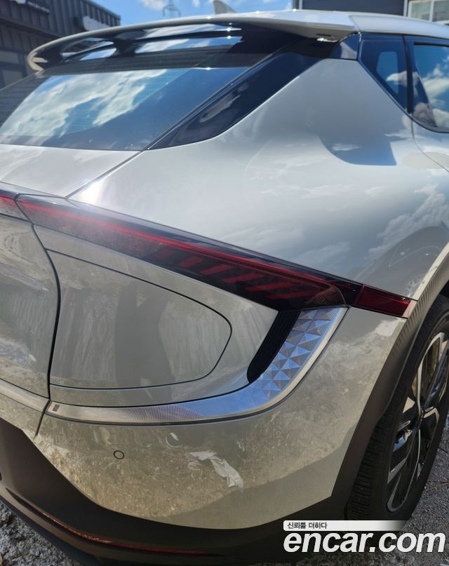 Kia EV6 из Кореи Encar