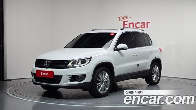 Volkswagen Tiguan 2.0 TDI  Premium 5N — пробег 122 840 км — фото 1 из 5