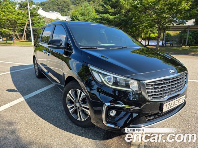 Kia Carnival из Кореи Encar