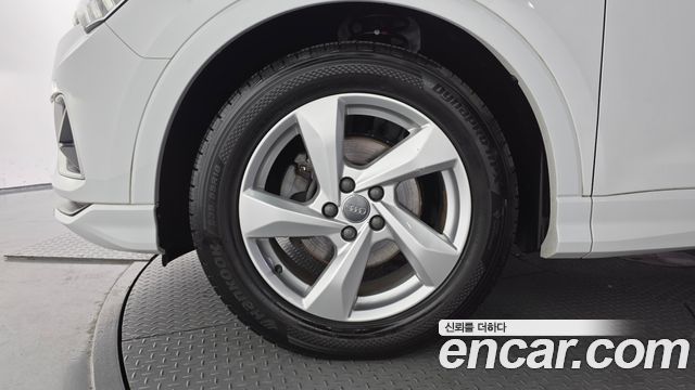 Audi Q3 из Кореи Encar