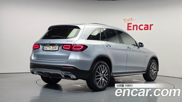 Mercedes-Benz GLC-Class GLC300e 4MATIC — пробег 49 293 км — фото 2 из 5