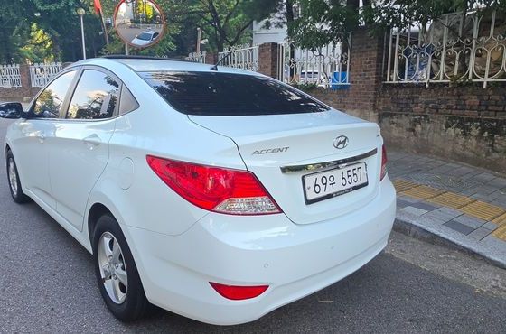 Hyundai Accent 1.4 VVT Premier — пробег 57 780 км — фото 2 из 5
