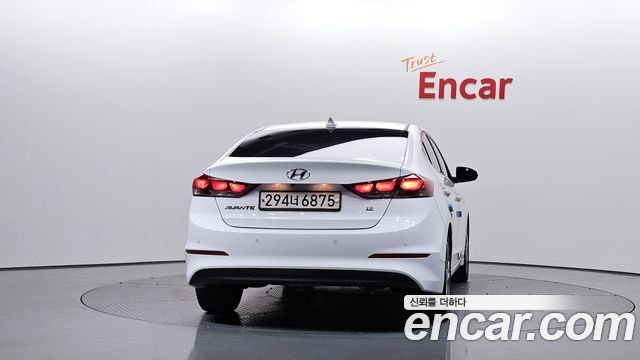Hyundai AVANTE из Кореи Encar
