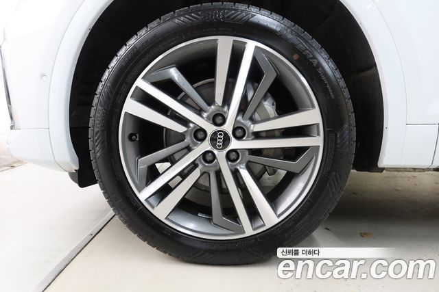 Audi Q5 45 TFSI Quattro Premium — пробег 87 653 км — фото 5 из 5