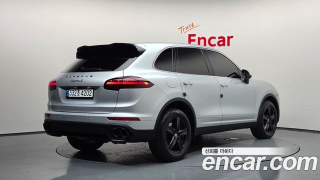 Porsche Cayenne 4.8 S 958 — пробег 119 101 км — фото 2 из 5
