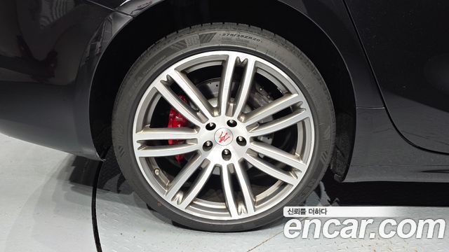 Maserati Ghibli из Кореи Encar