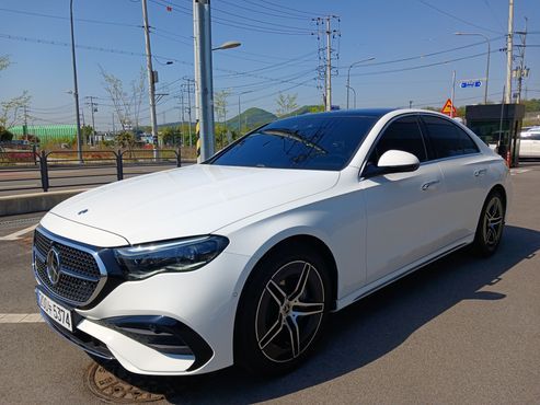 Mercedes-Benz E-Class E300 4MATIC AMG Line — пробег 1 865 км — фото 2 из 5