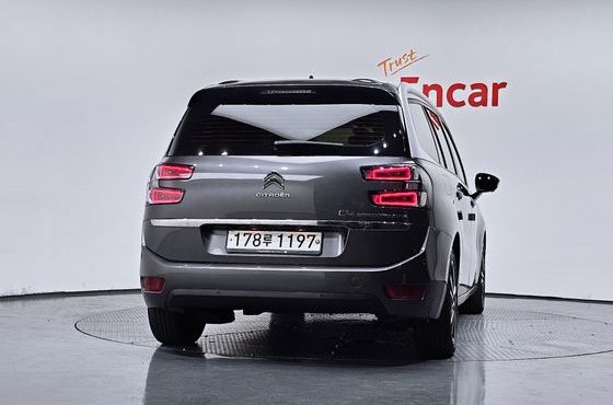 Citroen-DS C4 SpaceTourer 1.5 BlueHDi Shine — пробег 56 635 км — фото 4 из 5
