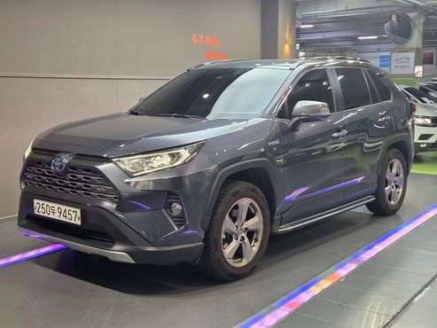 Toyota RAV4 2.5 4WD Hybrid — пробег 89 175 км — фото 2 из 5