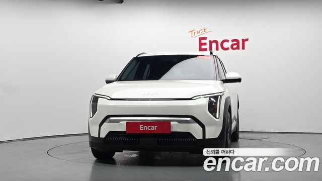 Kia EV3 из Кореи Encar