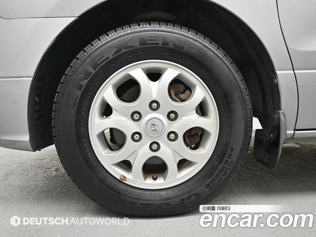 Hyundai Starex 12-Seater Wagon CVX Premium — пробег 98 386 км — фото 5 из 5
