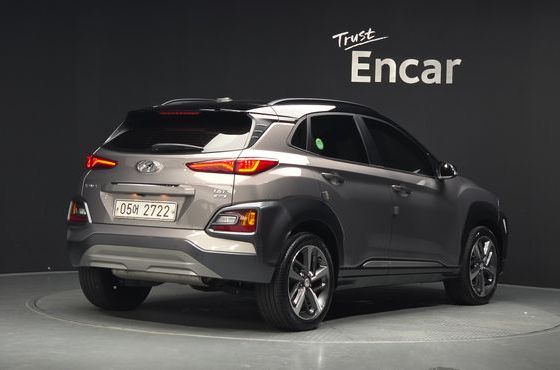 Hyundai Kona 1.6 Turbo 4WD Premium — пробег 72 727 км — фото 2 из 5