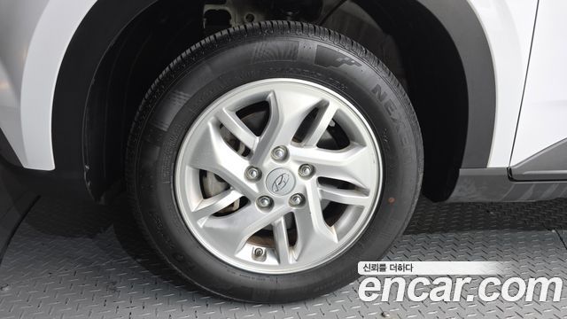 Hyundai Venue из Кореи Encar