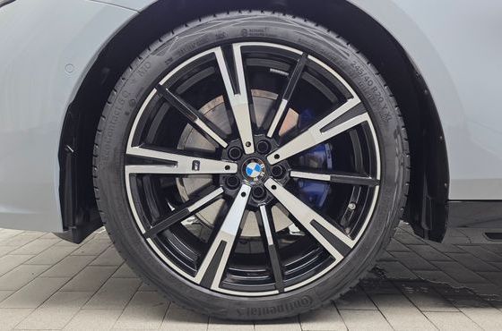 BMW 5-Series 530i xDrive M Sport — пробег 4 721 км — фото 5 из 5