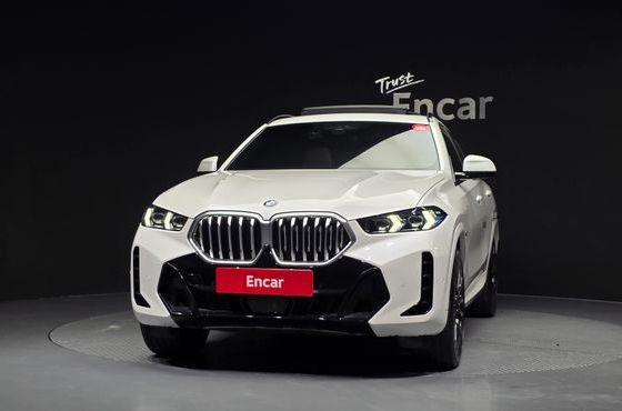 BMW X6 xDrive40i M Sport — пробег 47 275 км — фото 3 из 5