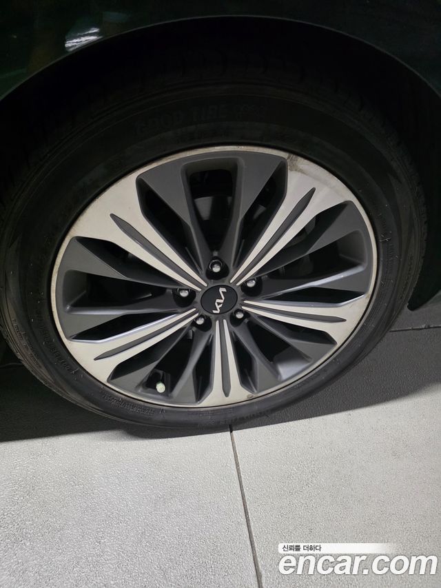 Kia K8 из Кореи Encar