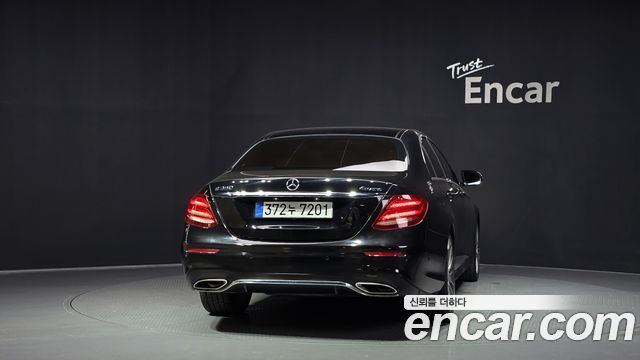 Mercedes-Benz E-Class из Кореи Encar
