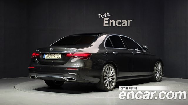 Mercedes-Benz E-Class из Кореи Encar