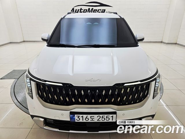 Kia Carnival Diesel 9-Seater Signature — пробег 48 262 км — фото 1 из 5