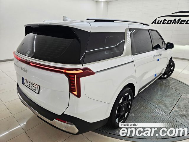 Kia Carnival Diesel 9-Seater Signature — пробег 48 262 км — фото 3 из 5