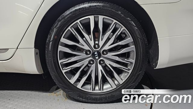 Kia K7 из Кореи Encar