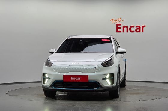 Kia Niro Prestige — пробег 40 223 км — фото 3 из 5