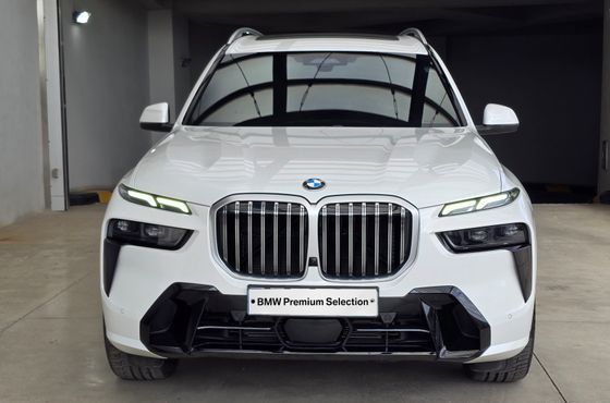 BMW X7 xDrive 40i M Sport 6STR — пробег 24 000 км — фото 3 из 5
