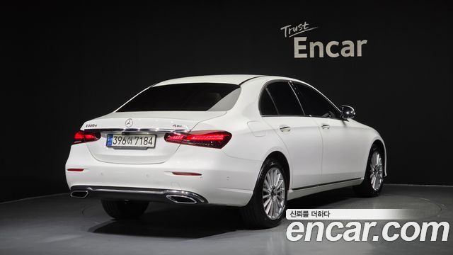 Mercedes-Benz E-Class из Кореи Encar