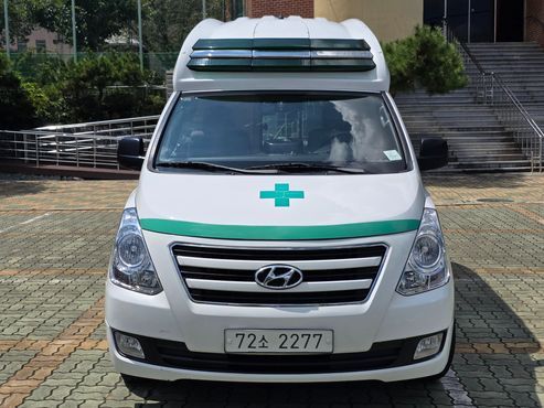 Hyundai Starex Ambulance — пробег 61 785 км — фото 2 из 5