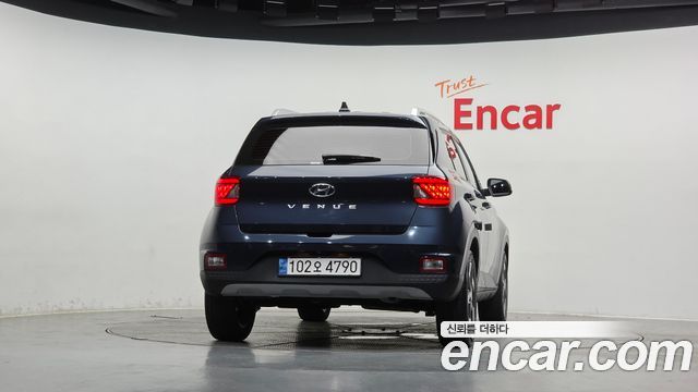 Hyundai Venue из Кореи Encar