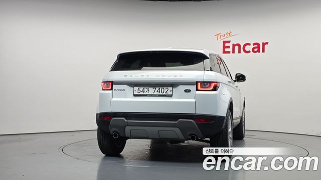 Land Rover Range Rover Evoque 2.0 TD4 SE — пробег 58 238 км — фото 4 из 5