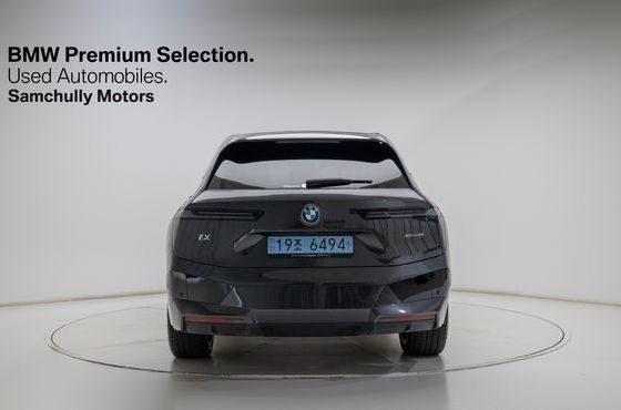 BMW iX xDrive50 Sports Plus — пробег 59 000 км — фото 4 из 5