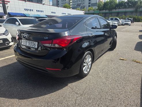 Hyundai AVANTE 1.6 LPi Smart — пробег 81 888 км — фото 4 из 5